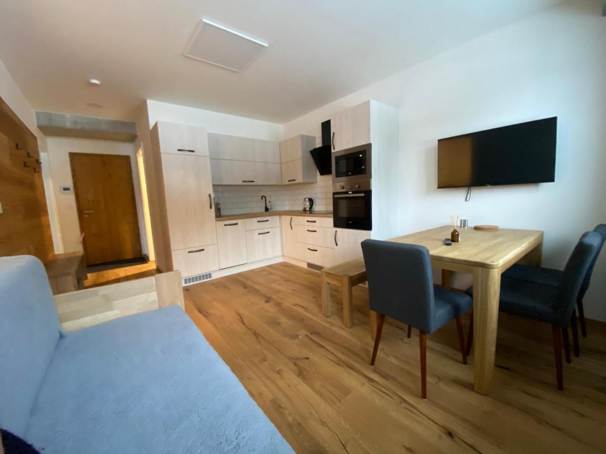 Wellness Apartman Pila Kvilda Eksteriør bilde
