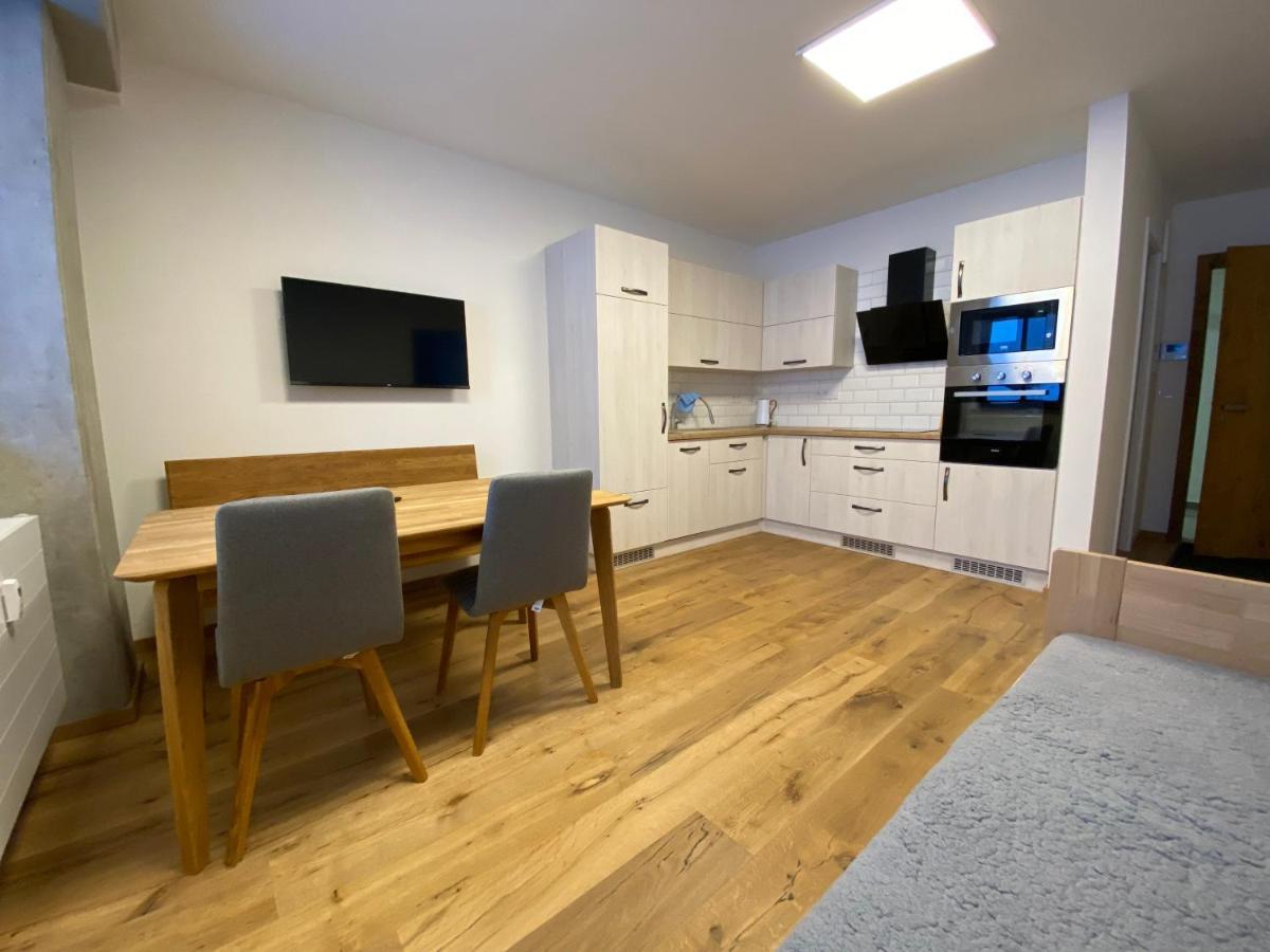 Wellness Apartman Pila Kvilda Eksteriør bilde